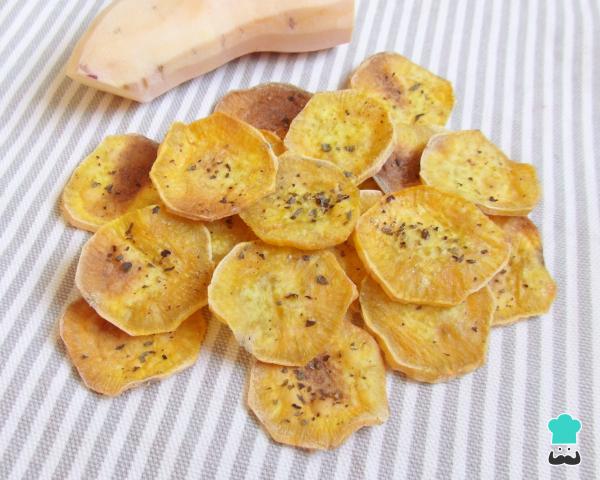 Chips de batata doce no forno