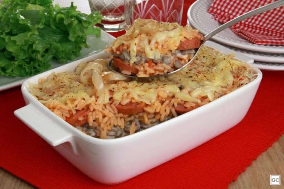 Arroz de forno com lentilha e linguiça