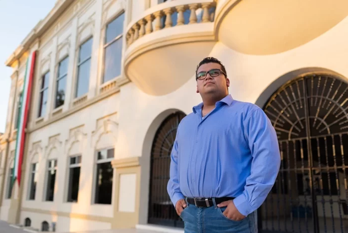 Estudante cristão pode perder licença para praticar psicologia após professores protestarem contra discurso de formatura