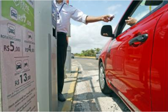 GDF cria a cobrança de estacionamento rotativo em área pública