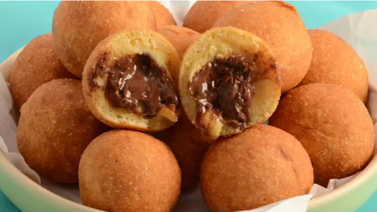 Bolinho de Chuva de Cenoura e Chocolate