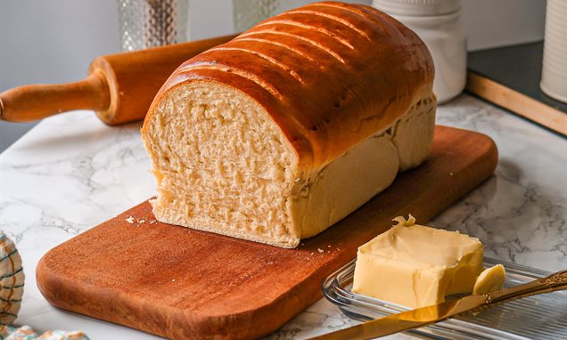 Esse pão caseiro é uma ótima opção para fazer nos dias de alto calor