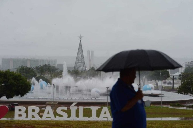 Segunda-feira será de tempo estável e chuvas isoladas no DF