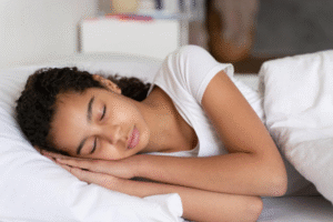 Um novo estudo revela o erro de sono número 1 que prejudica a saúde do cérebro — e não tem nada a ver com a sua hora de dormir