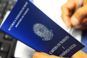 Vagas com salário de até R$ 3 mil são destaque desta terça-feira (7) nas agências do trabalhador do DF