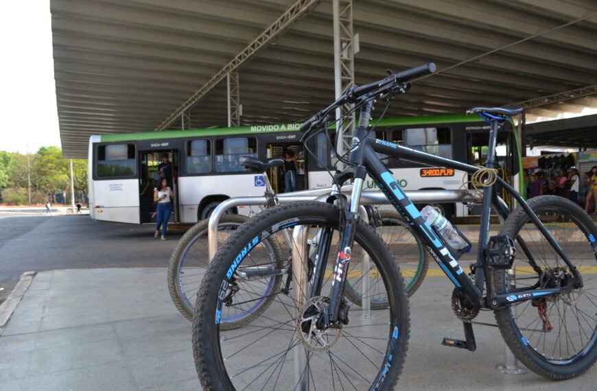 Paraciclos do programa Vai de Bike são instalados em pontos…