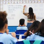 Mais de 448 mil estudantes da rede pública estreiam ano letivo em fevereiro