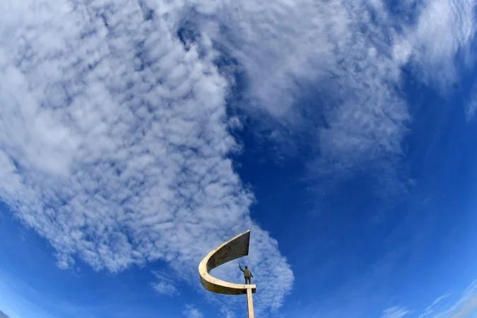 Previsão do tempo indica chuva nos próximos dias no DF