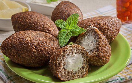 Quibe recheado com Requeijão