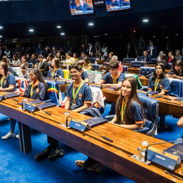 Programa Jovem Senador 2026 abre inscrições para estudantes do DF