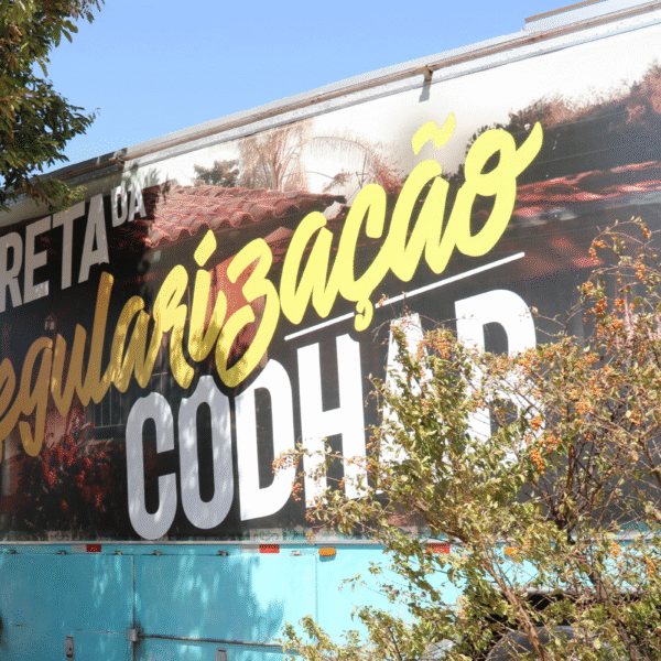 Serviços da Carreta da Regularização chegam ao Guará