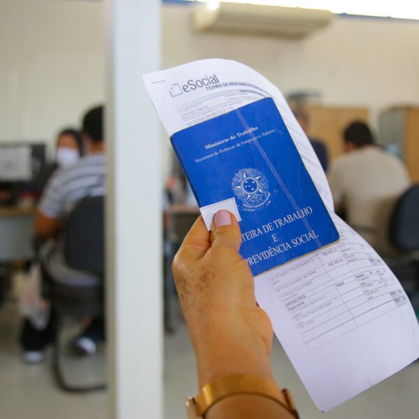 Agências do trabalhador têm vagas com salários de até R$&hellip;