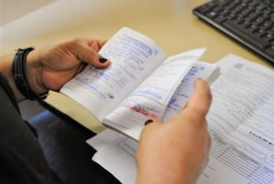 Agências do trabalhador oferecem mais de mil vagas de emprego nesta terça-feira (19)