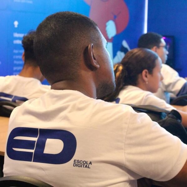 Projeto Escola Digital reforça compromisso com inclusão tecnológica no DF