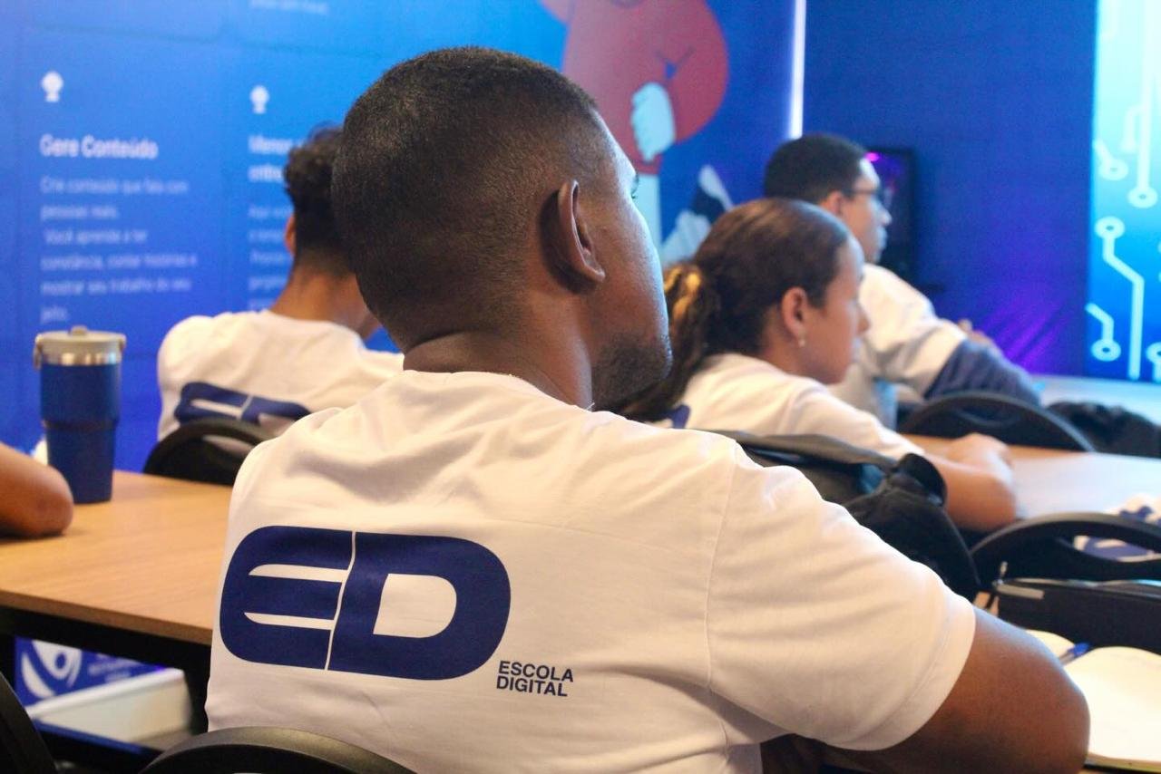 Projeto Escola Digital reforça compromisso com inclusão tecnológica no DF