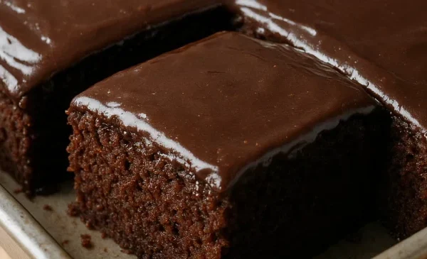 Bolo de Chocolate Molhadinho