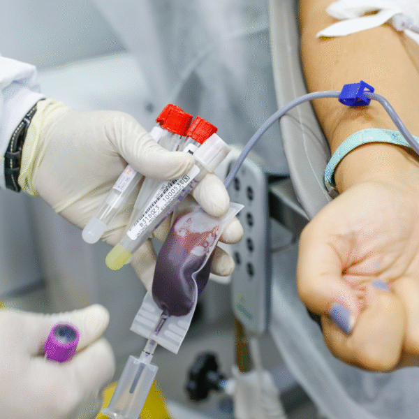 Unidade móvel faz coleta de sangue de doadores em Sobradinho&hellip;