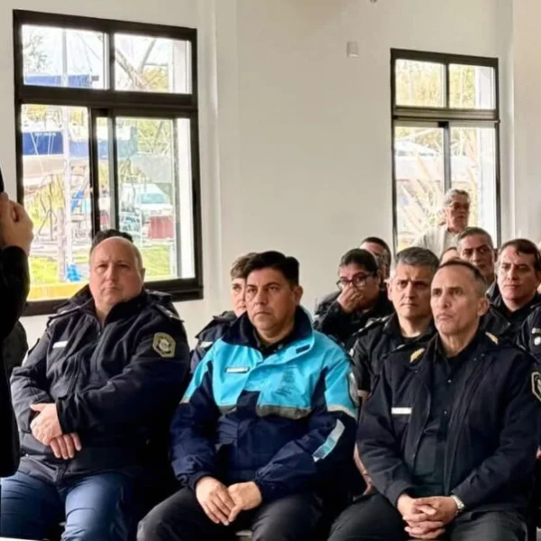 Forças de segurança de Berisso recebem apoio espiritual em evento&hellip;