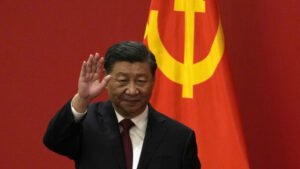 Comunismo: China proíbe uso de termos como “Deus” e “Jesus” em louvores
